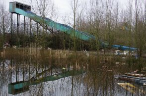 AbandonedWaterslide3
